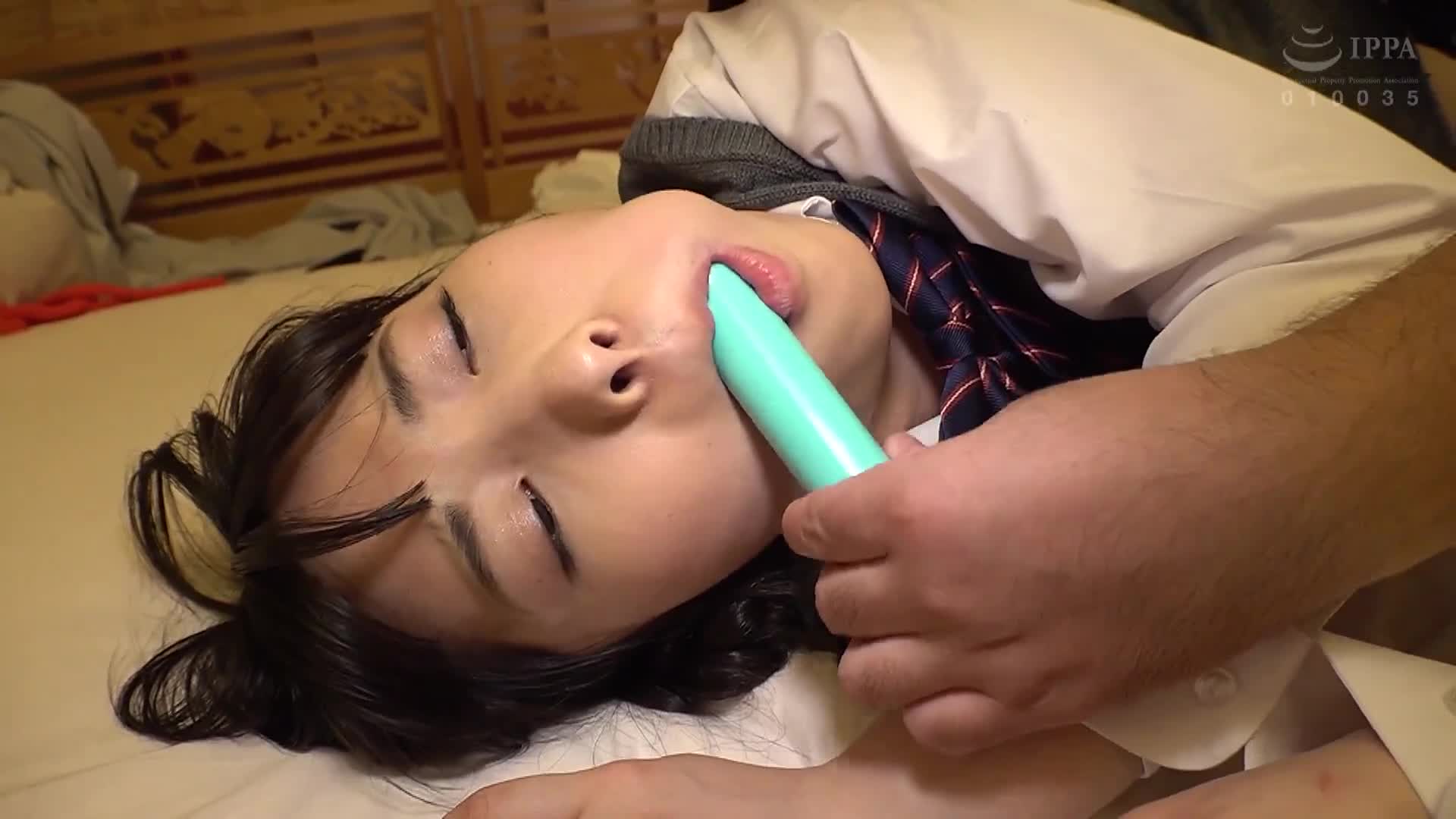 【鬼畜凌●W包】純情制服美少女被她的親父變成無情的性玩具的絕望調教記錄 - AV大平台 - 中文字幕，成人影片，AV，國產，線上看