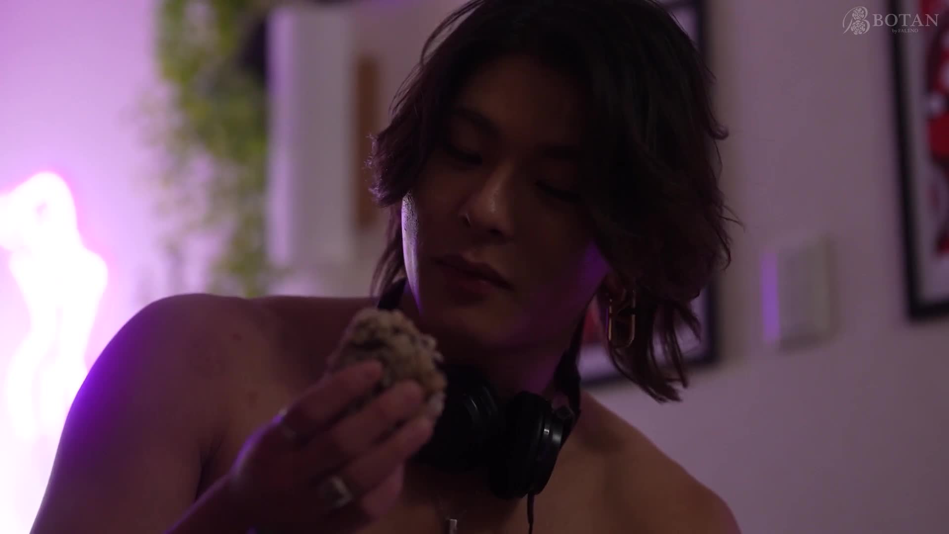 零距離合租屋～被我和汪汪夾在中間，愛情是兩倍而麻煩是三倍～ 七原紗由 - AV大平台 - 中文字幕，成人影片，AV，國產，線上看